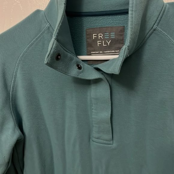 Free Fly Pullover - Picture 7 of 8